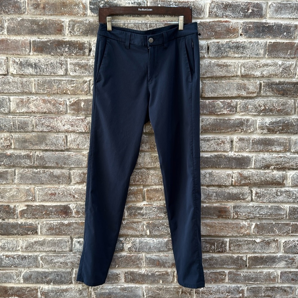 Lululemon men’s dress pants, size 30, 34” inseam, navy.
